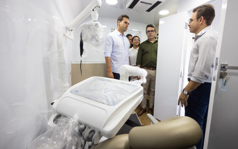 Lucas Ribeiro visita Policlínica Integrada da Segurança Pública e destaca valorização das forças policiais