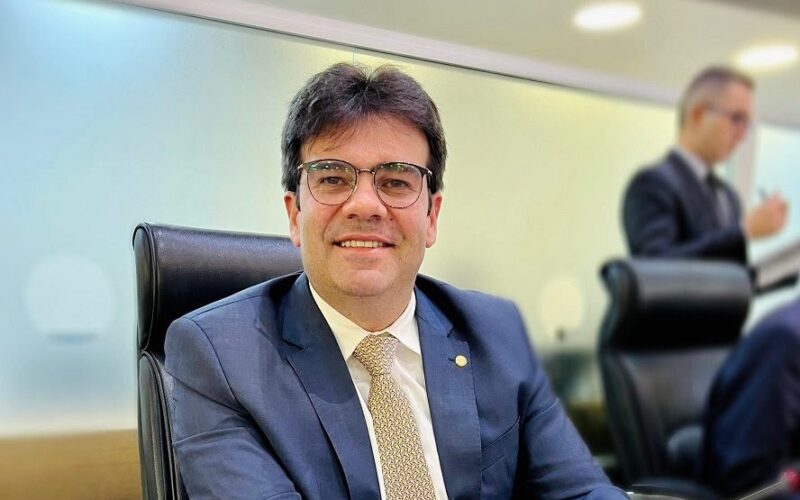 Mandato de Eduardo Carneiro prioriza ações de proteção à pessoa idosa, na Paraíba