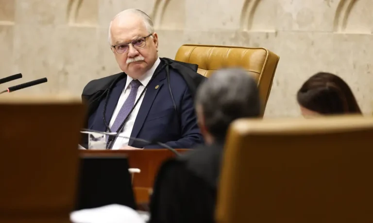 Fachin marca sessão sobre Mendonça para esta terça-feira