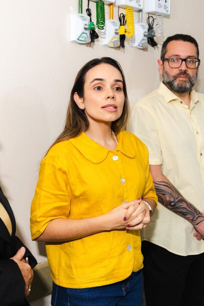 Primeira-dama Camila Mariz participa da inauguração de UTI Pediátrica do Hospital Clipsi em CG