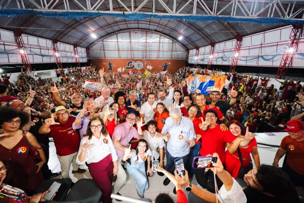 Lucas reforça unidade em plenária que anuncia organização regional para campanha de Lula na Paraíba