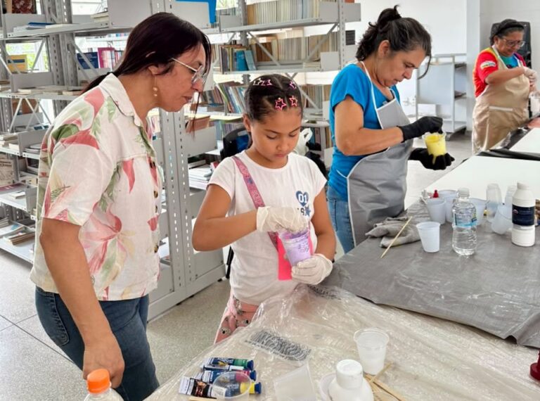 Dia dos Professores: educadores celebram a arte de ensinar no Centro Cultural Lourdes Ramalho e na Estação Cidadania