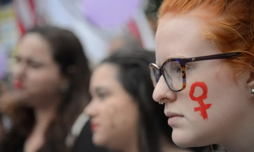 Banco do Brasil capacitará funcionários para acolher mulheres em risco