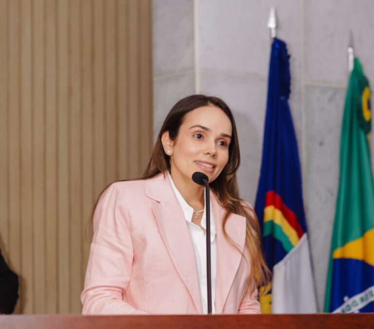 Camila Mariz participa de encontro do projeto “Mulheres que Pensam o Brasil” e defende união e proteção das mulheres na política