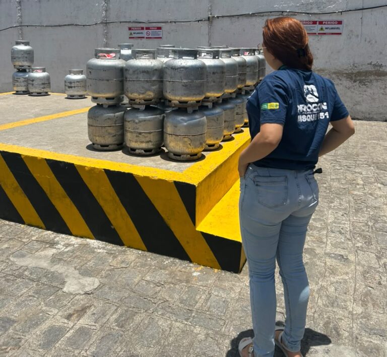 Preços da água variam até 87,5% e os do gás de cozinha até 20% em CG, revela Procon-CG