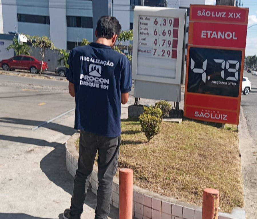 Procon-CG divulga pesquisa de outubro com redução no preço médio da maioria dos combustíveis na cidade